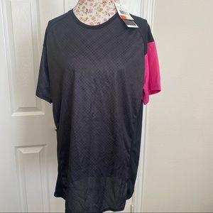 Adidas “Breast Cancer Awareness” short set